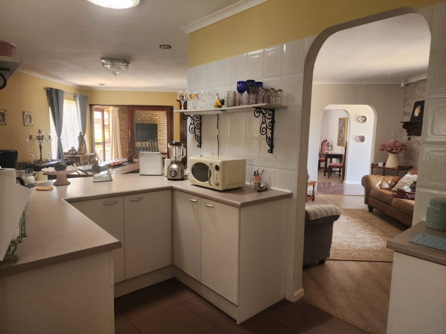 3 Bedroom Property for Sale in Summerstrand Eastern Cape